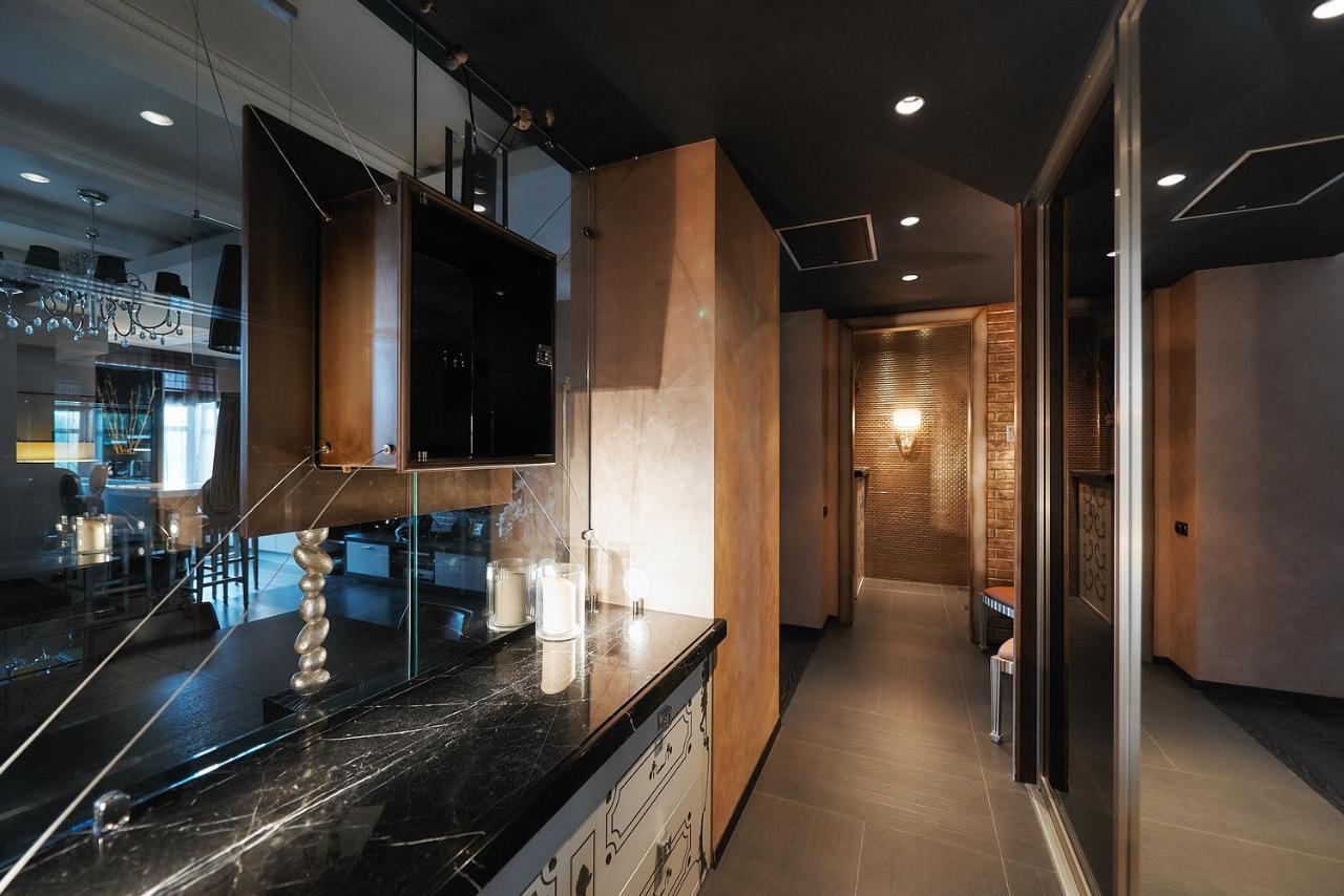 So Fashionable Apartment In The Heart Of Minsk Exterior foto